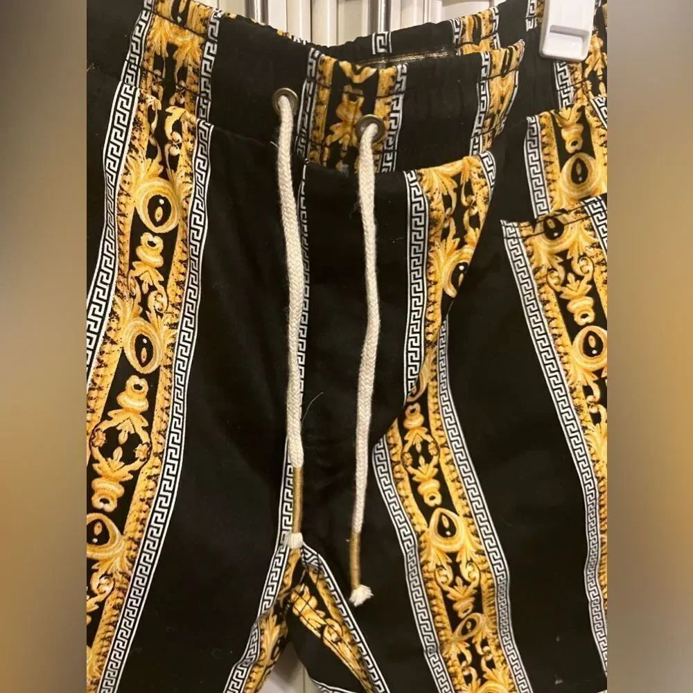 MENS BAROQUE GOLD BLACK DRAWSTRING CASUAL SHORTS SIZE L - Picture 5 of 12
